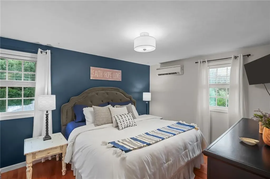 201 Kimberly Lane West Warwick RI 02893