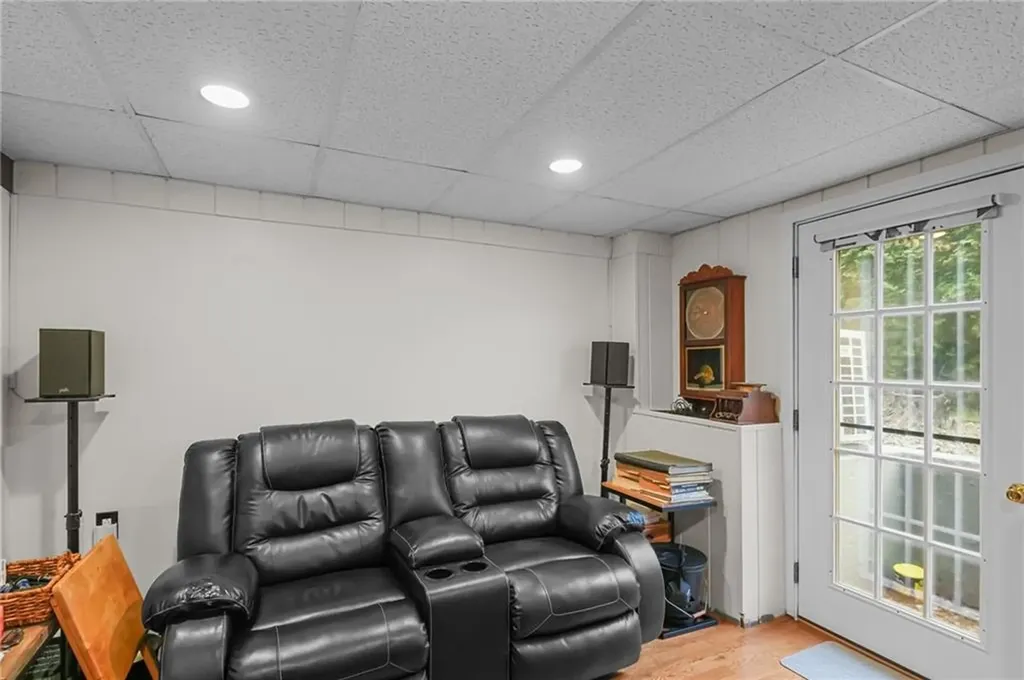 201 Kimberly Lane West Warwick RI 02893