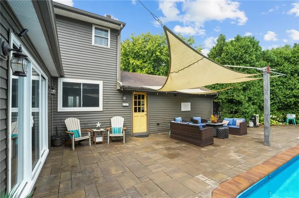 201 Kimberly Lane West Warwick RI 02893