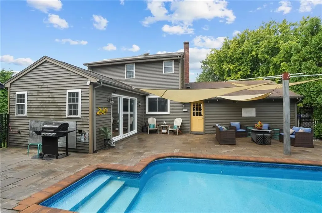 201 Kimberly Lane West Warwick RI 02893