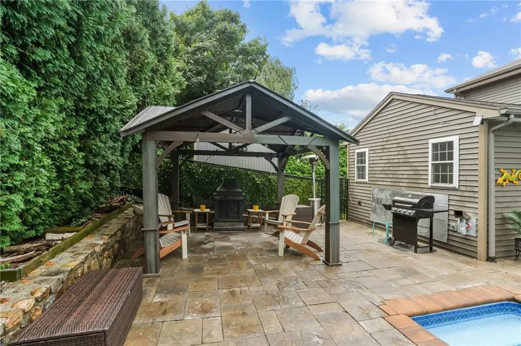 201 Kimberly Lane West Warwick RI 02893