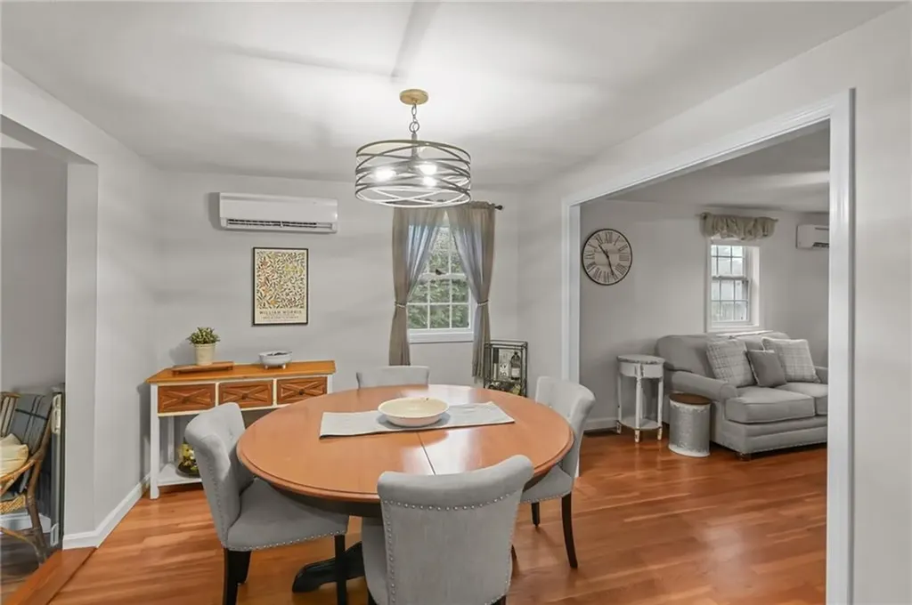 201 Kimberly Lane West Warwick RI 02893