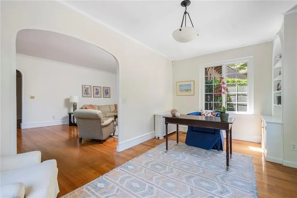 71 Emeline Street Providence RI 02906