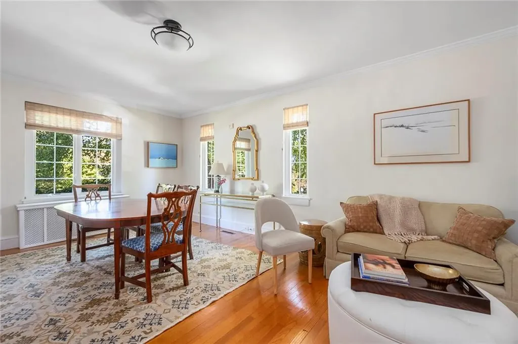71 Emeline Street Providence RI 02906