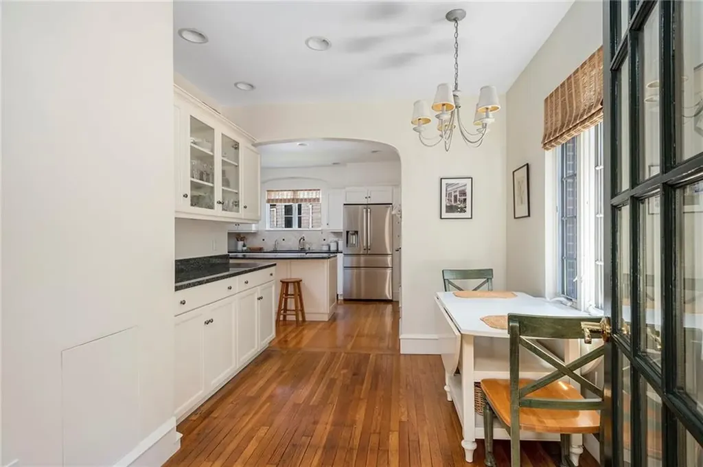 71 Emeline Street Providence RI 02906