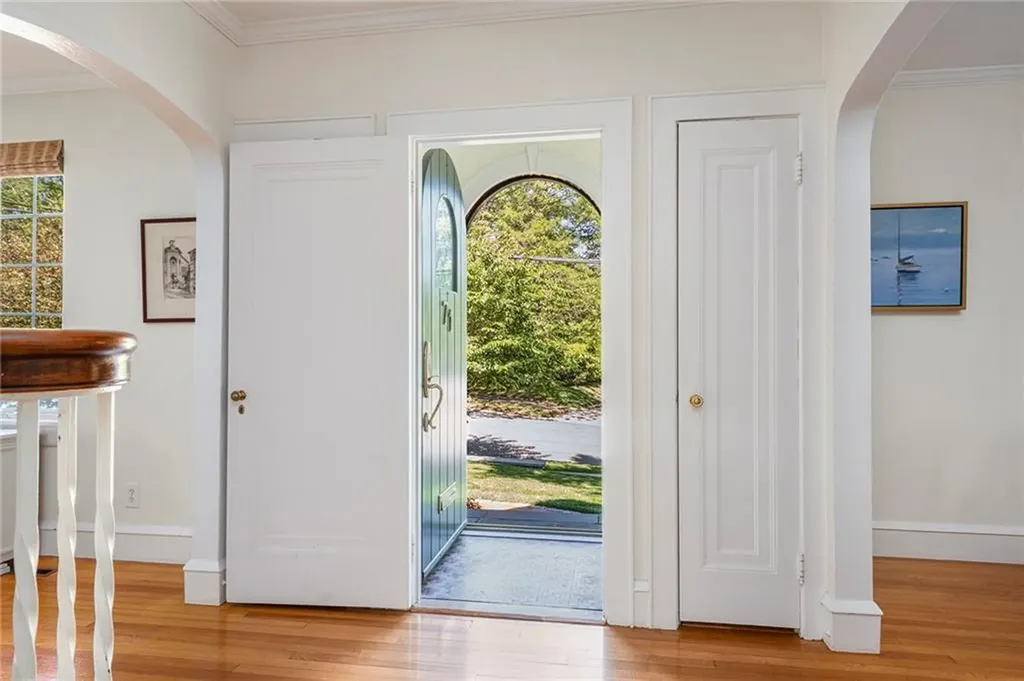 71 Emeline Street Providence RI 02906