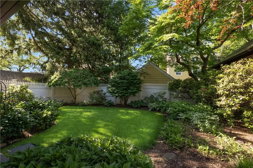 71 Emeline Street Providence RI 02906