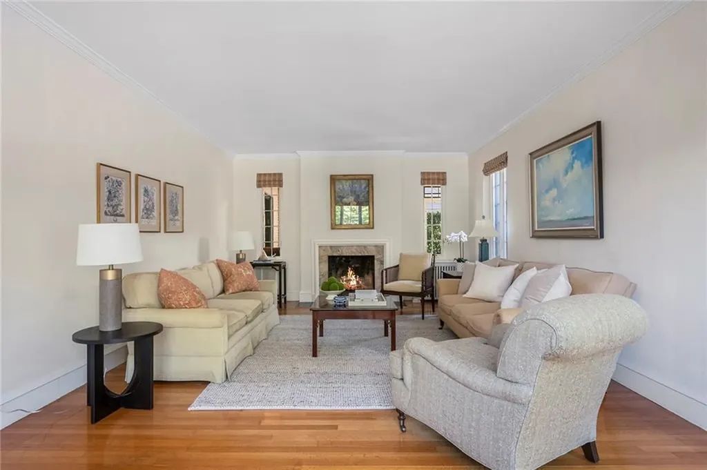71 Emeline Street Providence RI 02906