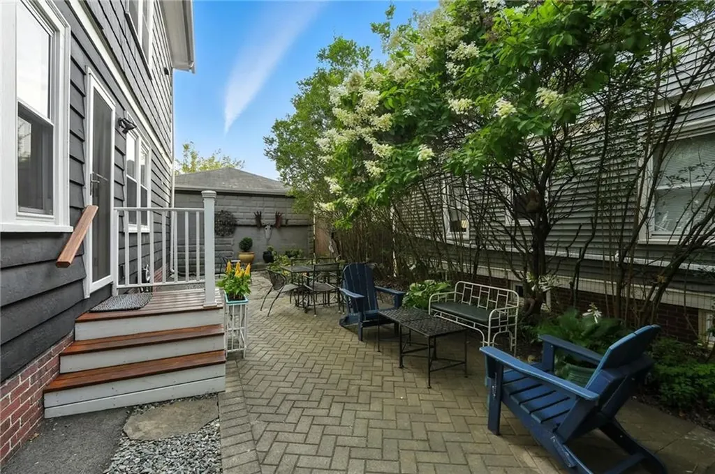 125 Evergreen Street Providence RI 02906