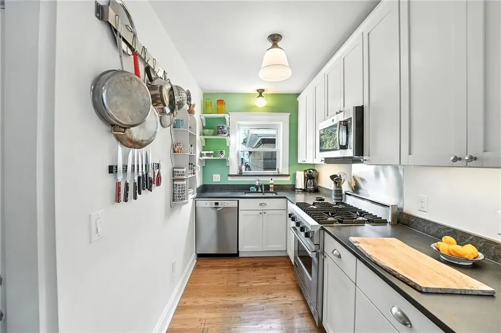 125 Evergreen Street Providence RI 02906