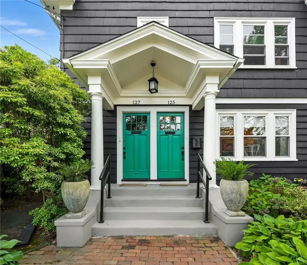 125 Evergreen Street Providence RI 02906