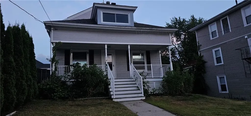 71 Aylsworth Avenue Woonsocket RI 02895