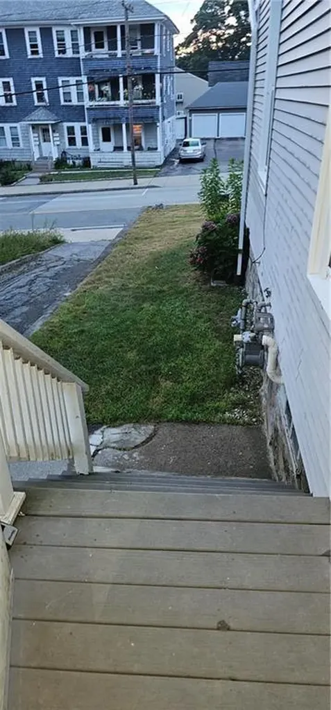 71 Aylsworth Avenue Woonsocket RI 02895