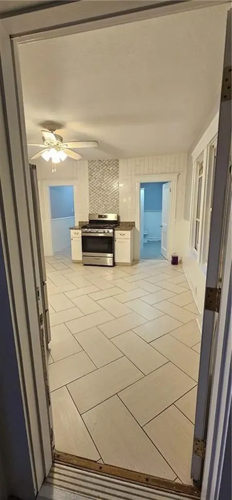 71 Aylsworth Avenue Woonsocket RI 02895