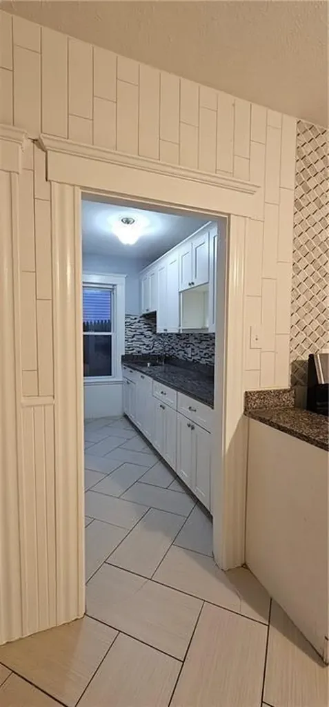 71 Aylsworth Avenue Woonsocket RI 02895