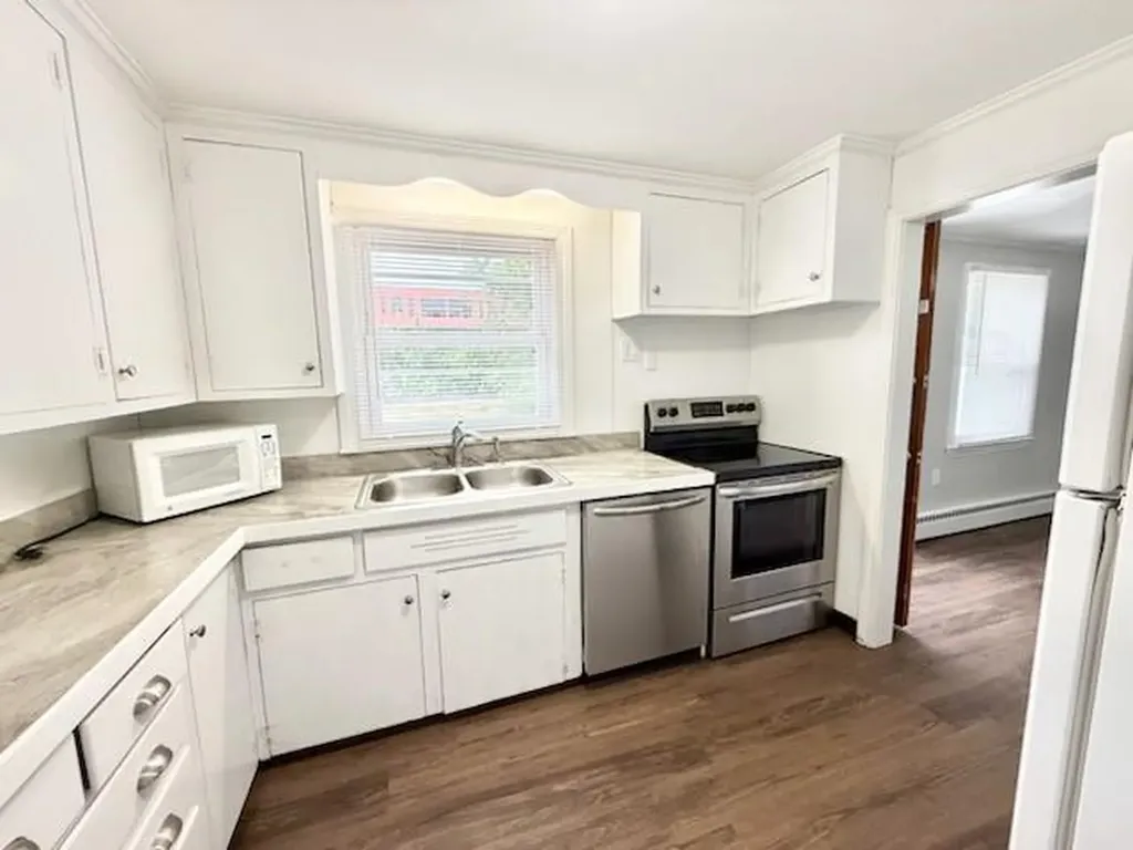 44 Dudley Avenue Newport RI 02840