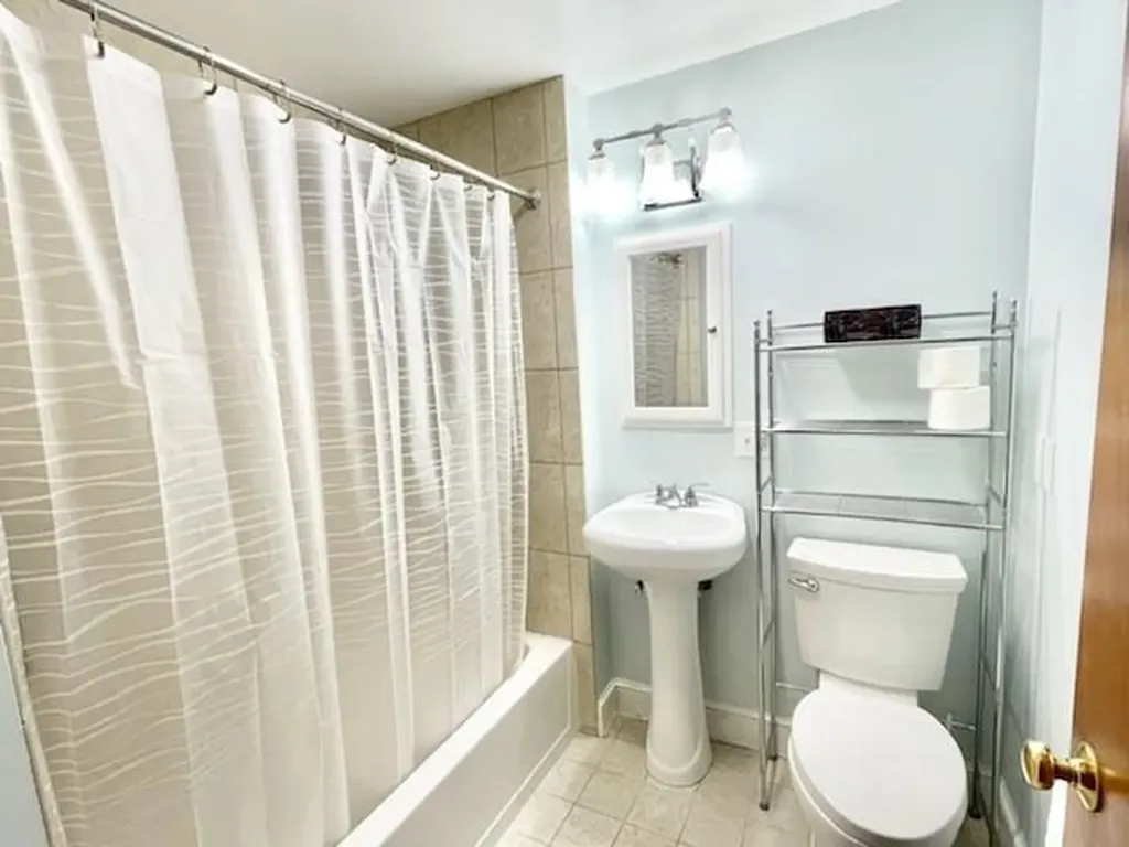 44 Dudley Avenue Newport RI 02840