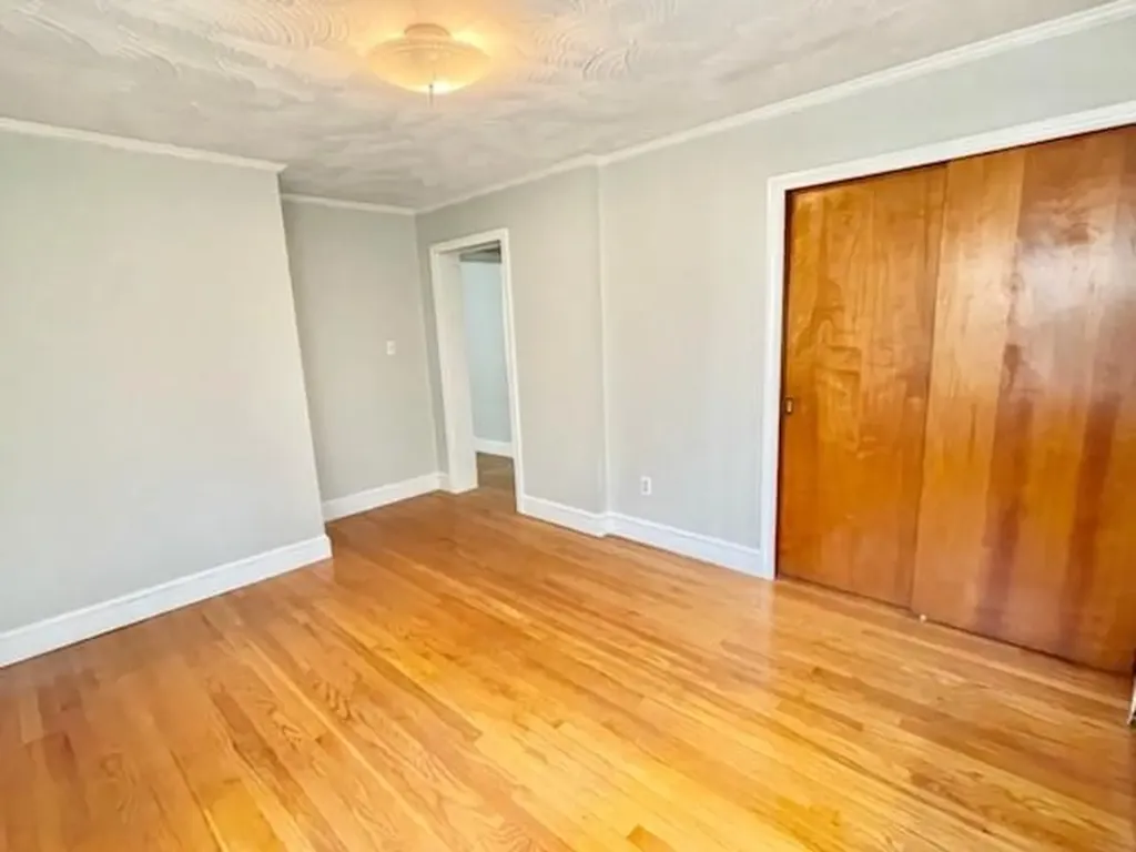 44 Dudley Avenue Newport RI 02840