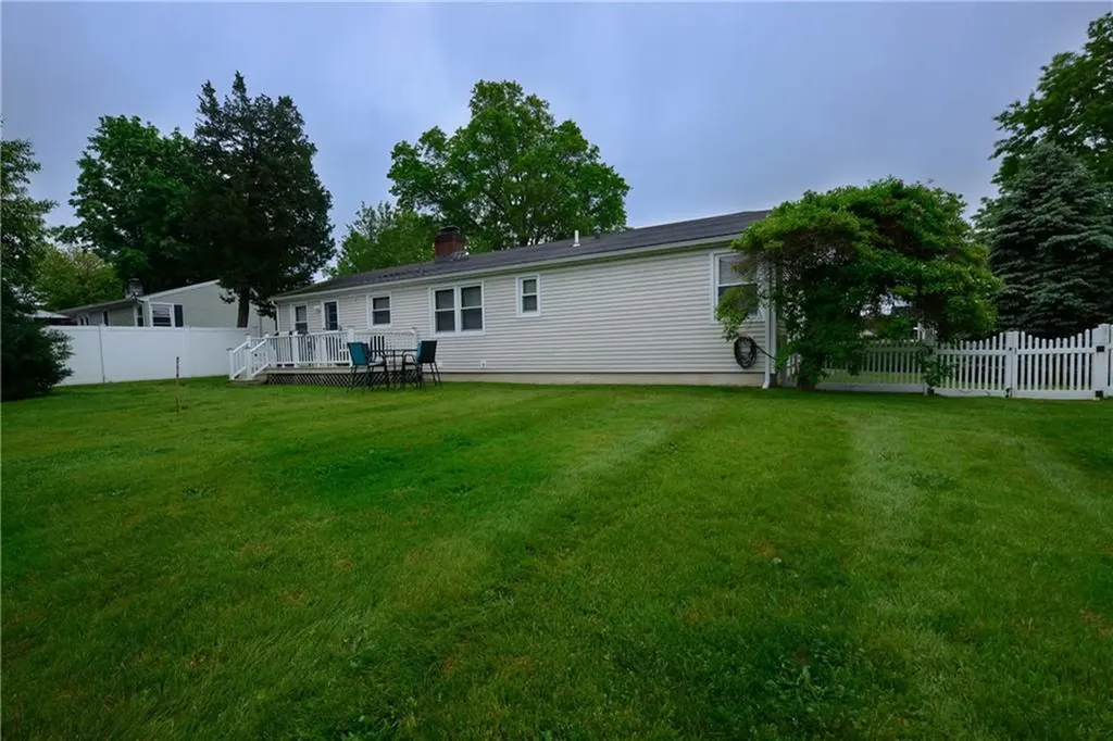 44 Dudley Avenue Newport RI 02840
