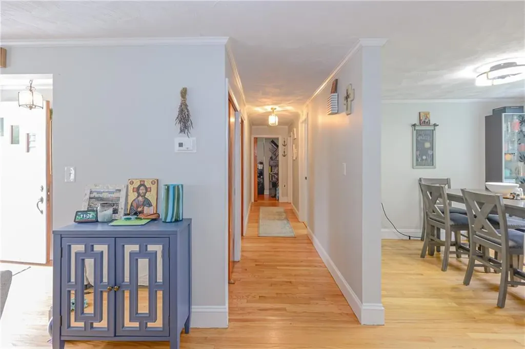 44 Dudley Avenue Newport RI 02840