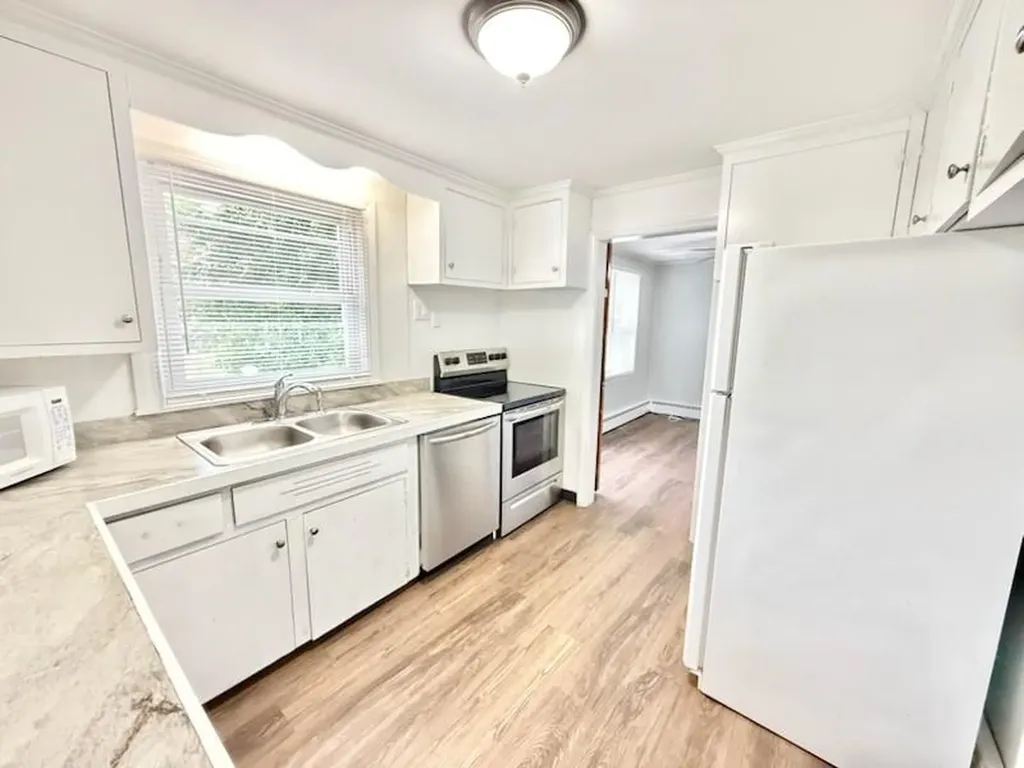 44 Dudley Avenue Newport RI 02840