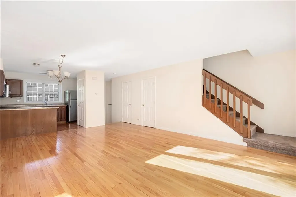 565 Quaker Lane West Warwick RI 02893