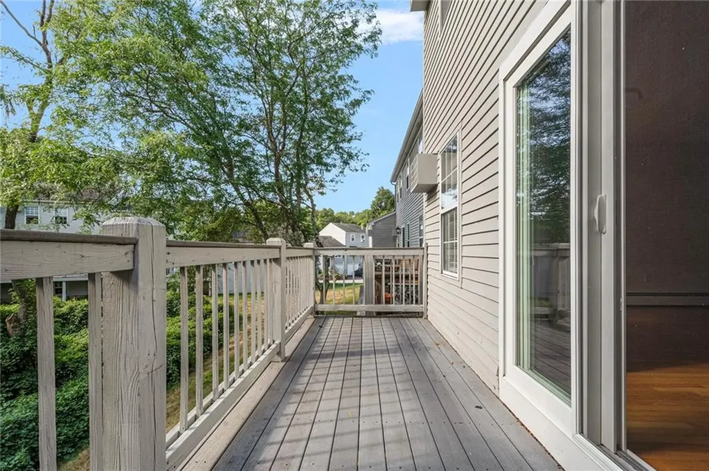 565 Quaker Lane West Warwick RI 02893