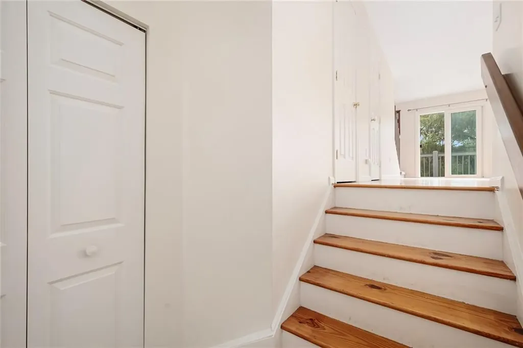 565 Quaker Lane West Warwick RI 02893