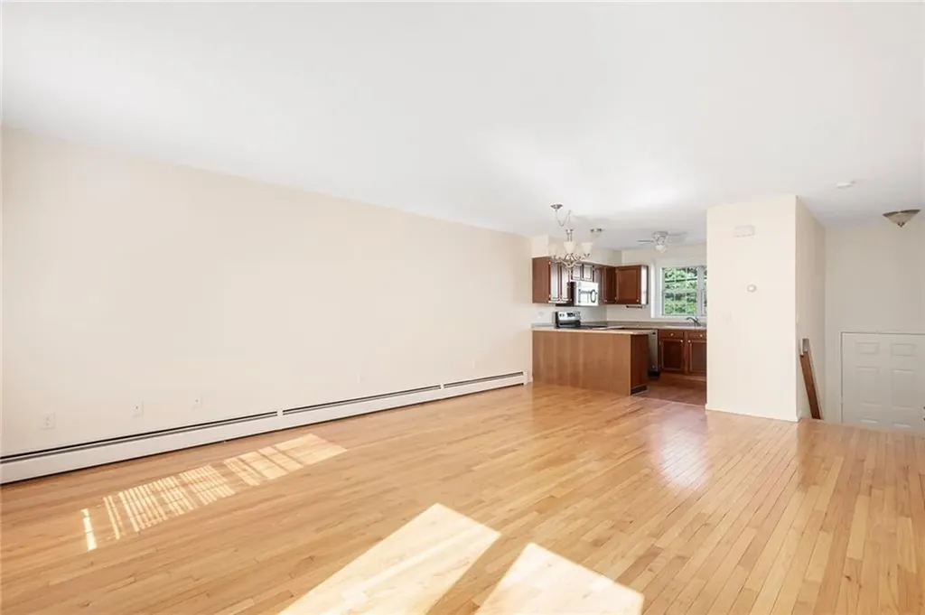 565 Quaker Lane West Warwick RI 02893