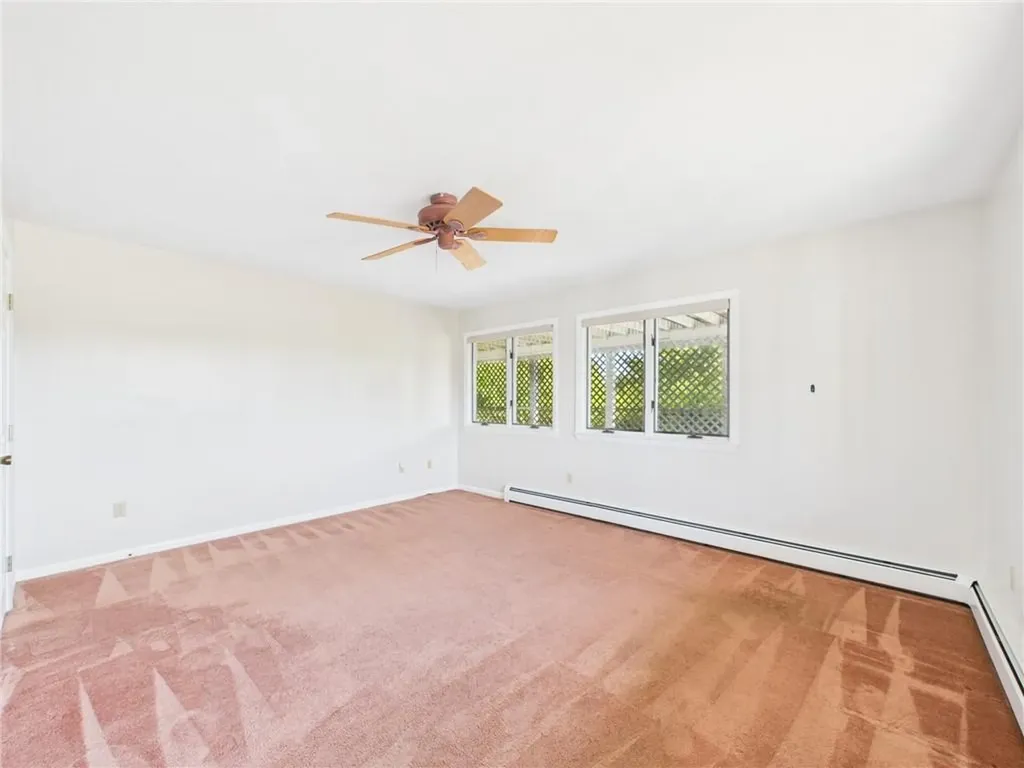 27 Foster Lane Narragansett RI 02882