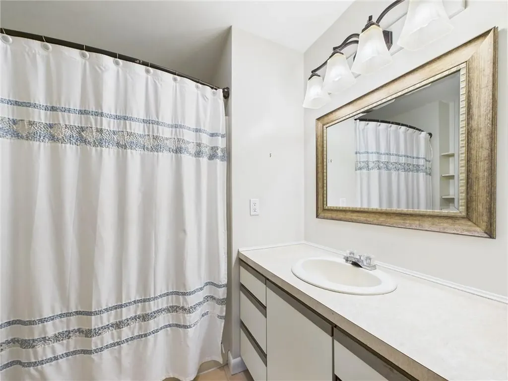 27 Foster Lane Narragansett RI 02882