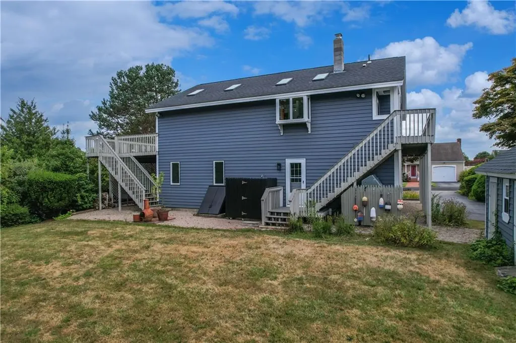 27 Foster Lane Narragansett RI 02882