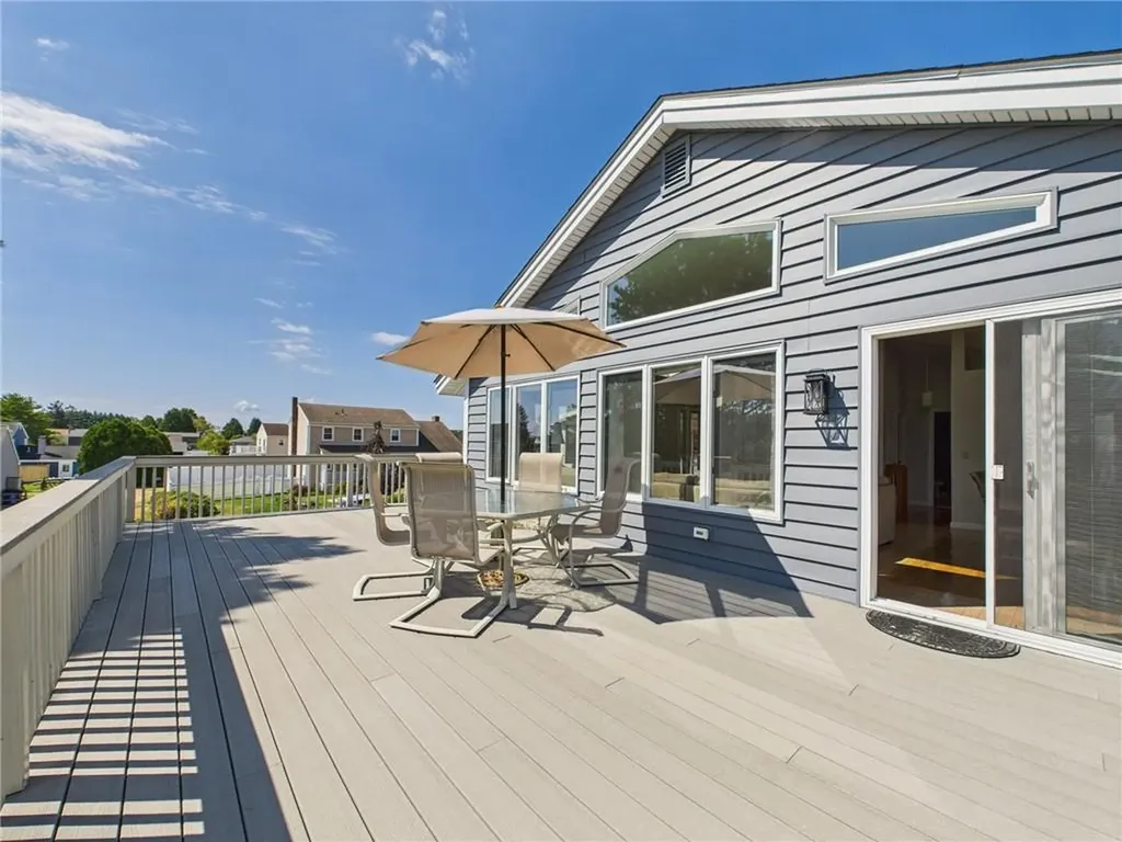 27 Foster Lane Narragansett RI 02882