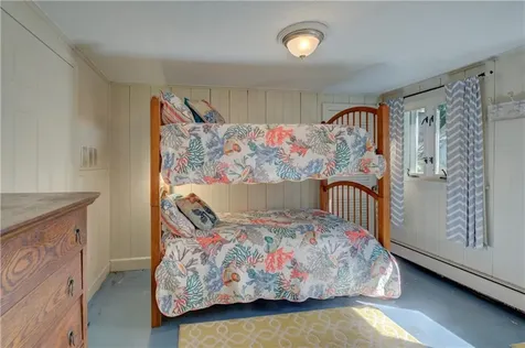 47 Wake Robin Trail Narragansett RI 02874