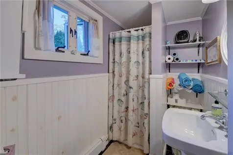 47 Wake Robin Trail Narragansett RI 02874