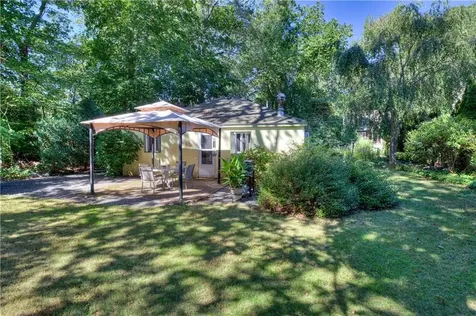 47 Wake Robin Trail Narragansett RI 02874