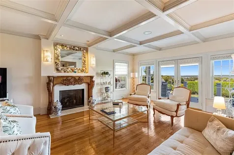 95 Devin Drive Portsmouth RI 02871