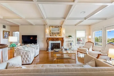 95 Devin Drive Portsmouth RI 02871