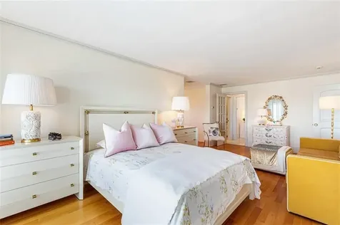 95 Devin Drive Portsmouth RI 02871