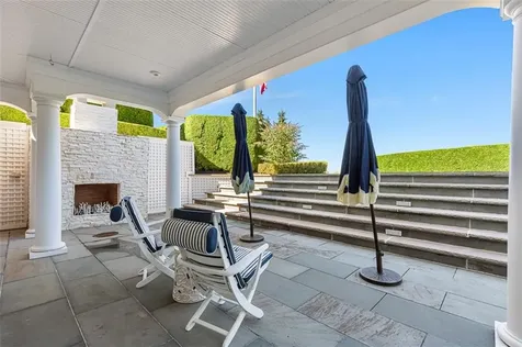 95 Devin Drive Portsmouth RI 02871