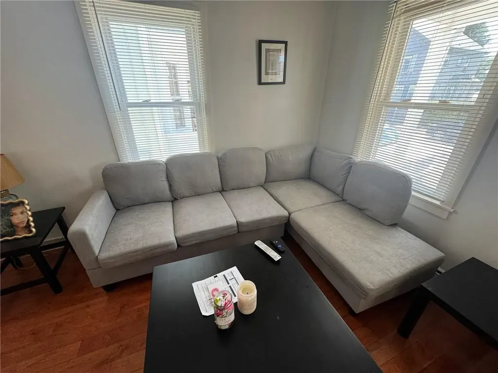 20 Narragansett Avenue Newport RI 02840