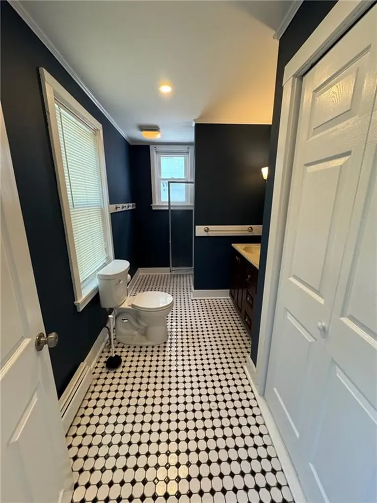 20 Narragansett Avenue Newport RI 02840