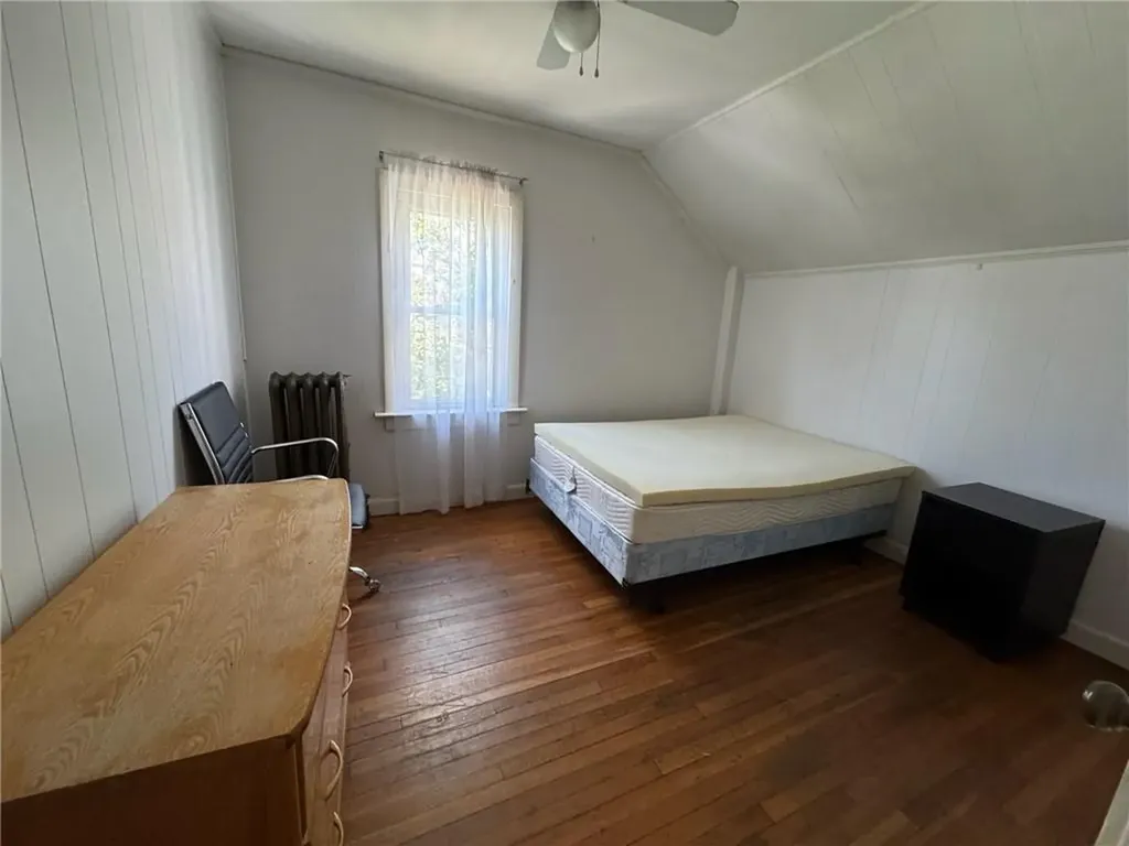 20 Narragansett Avenue Newport RI 02840