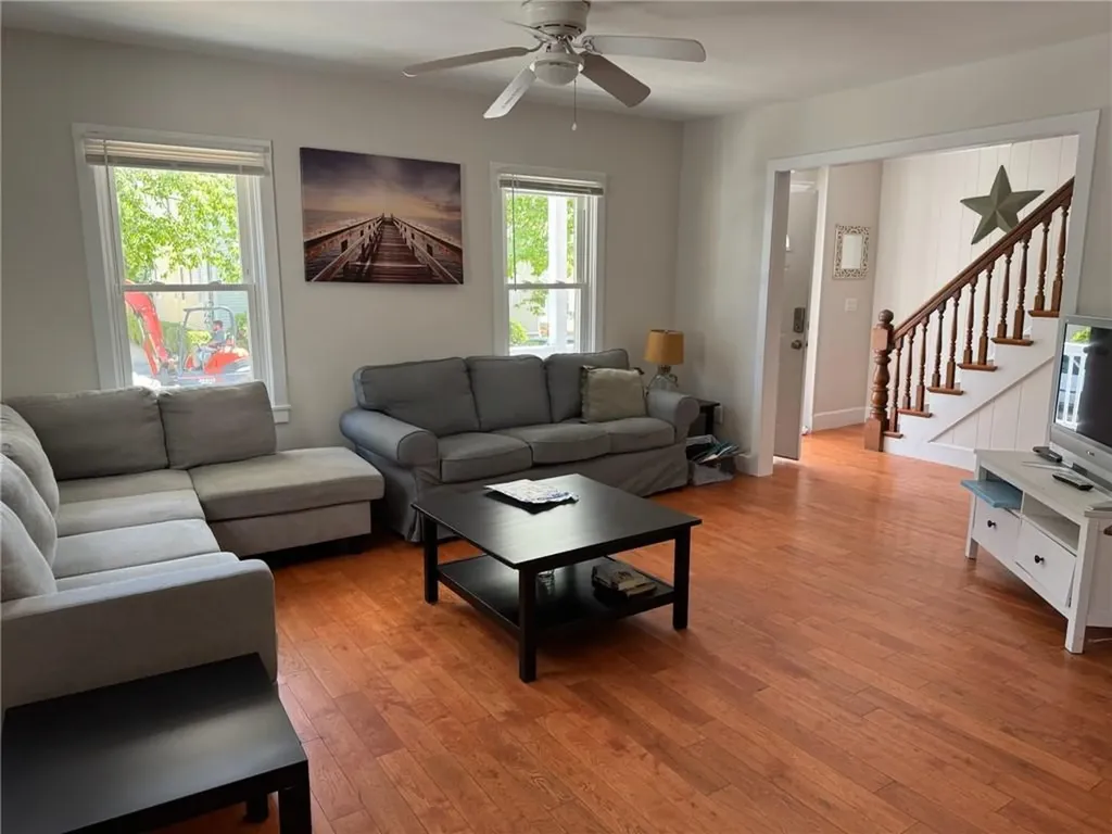 20 Narragansett Avenue Newport RI 02840