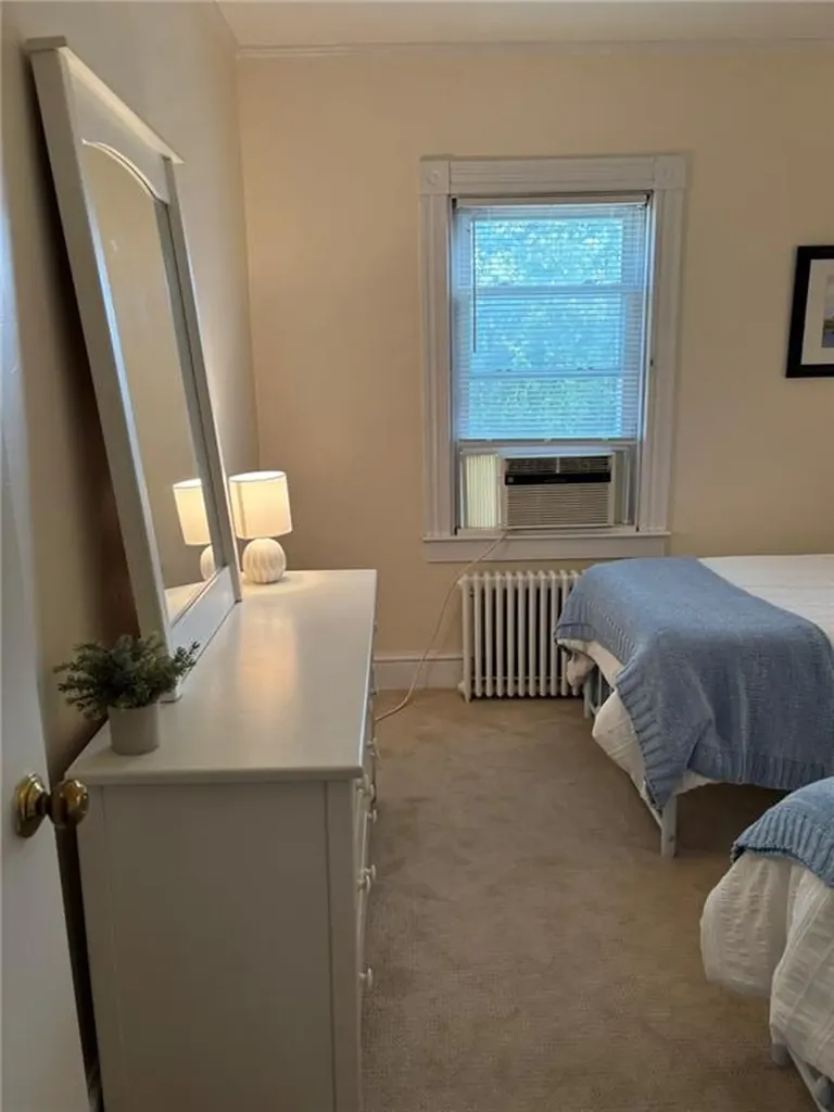 11 Eastnor Road Newport RI 02840