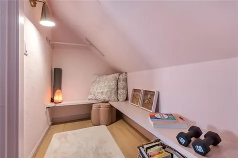 20 Kensington Avenue Portsmouth RI 02871