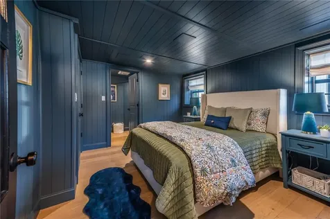 20 Kensington Avenue Portsmouth RI 02871