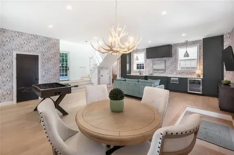 20 Kensington Avenue Portsmouth RI 02871