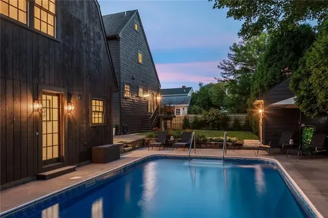 20 Kensington Avenue Portsmouth RI 02871