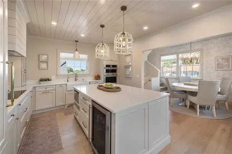 20 Kensington Avenue Portsmouth RI 02871